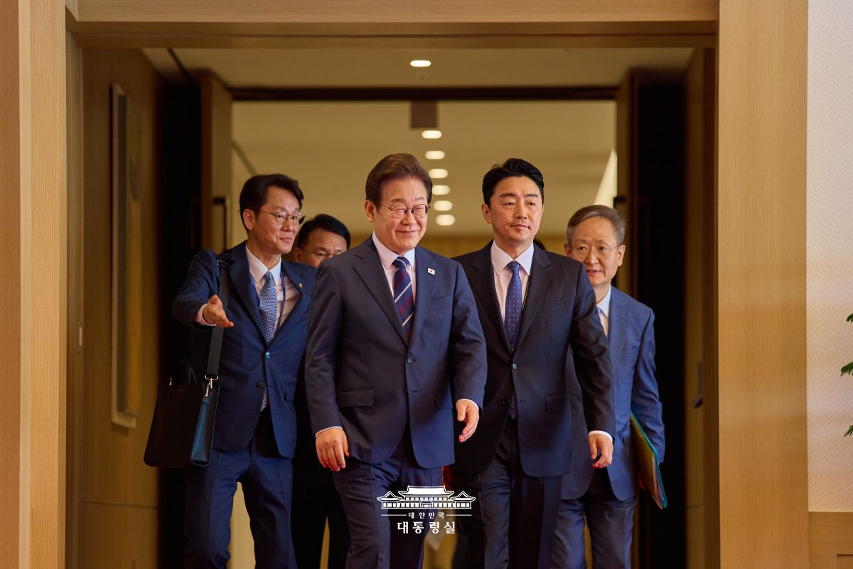 2025년 7월 2일 국민 여러분께 보고드립니다 사진