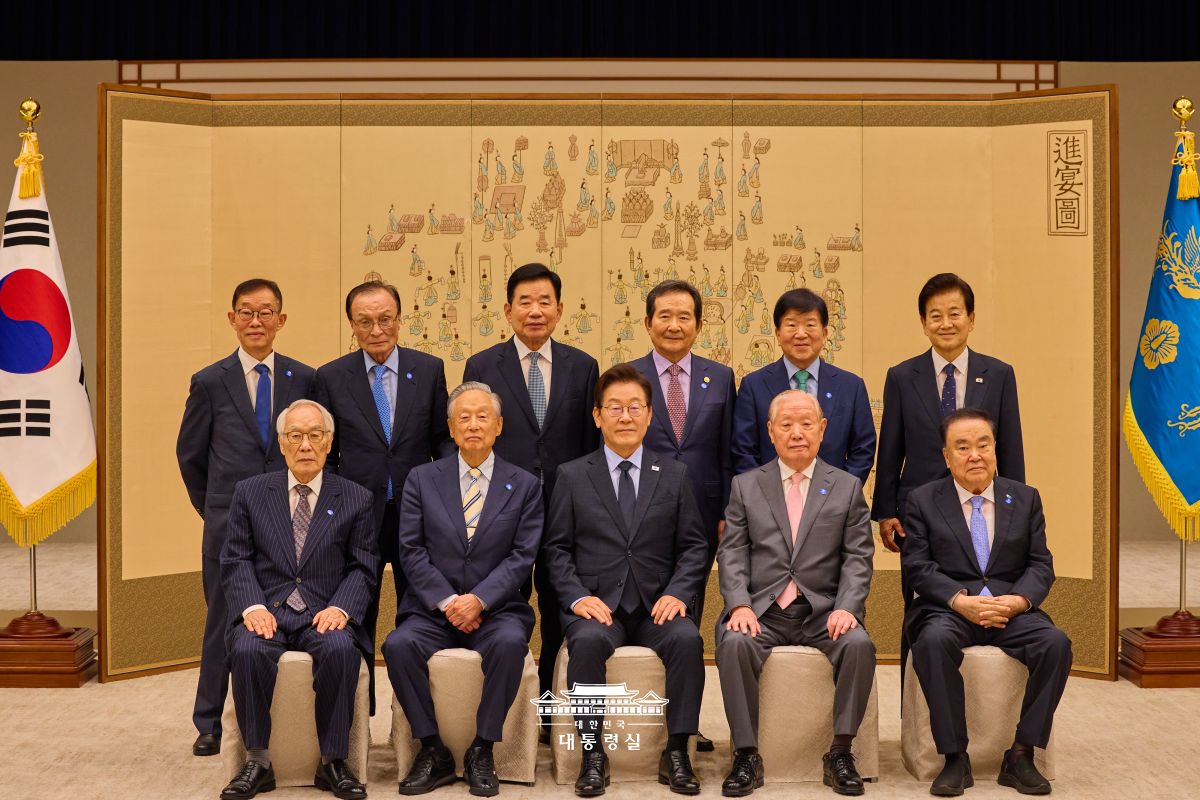 민주당 상임고문단 오찬 사진