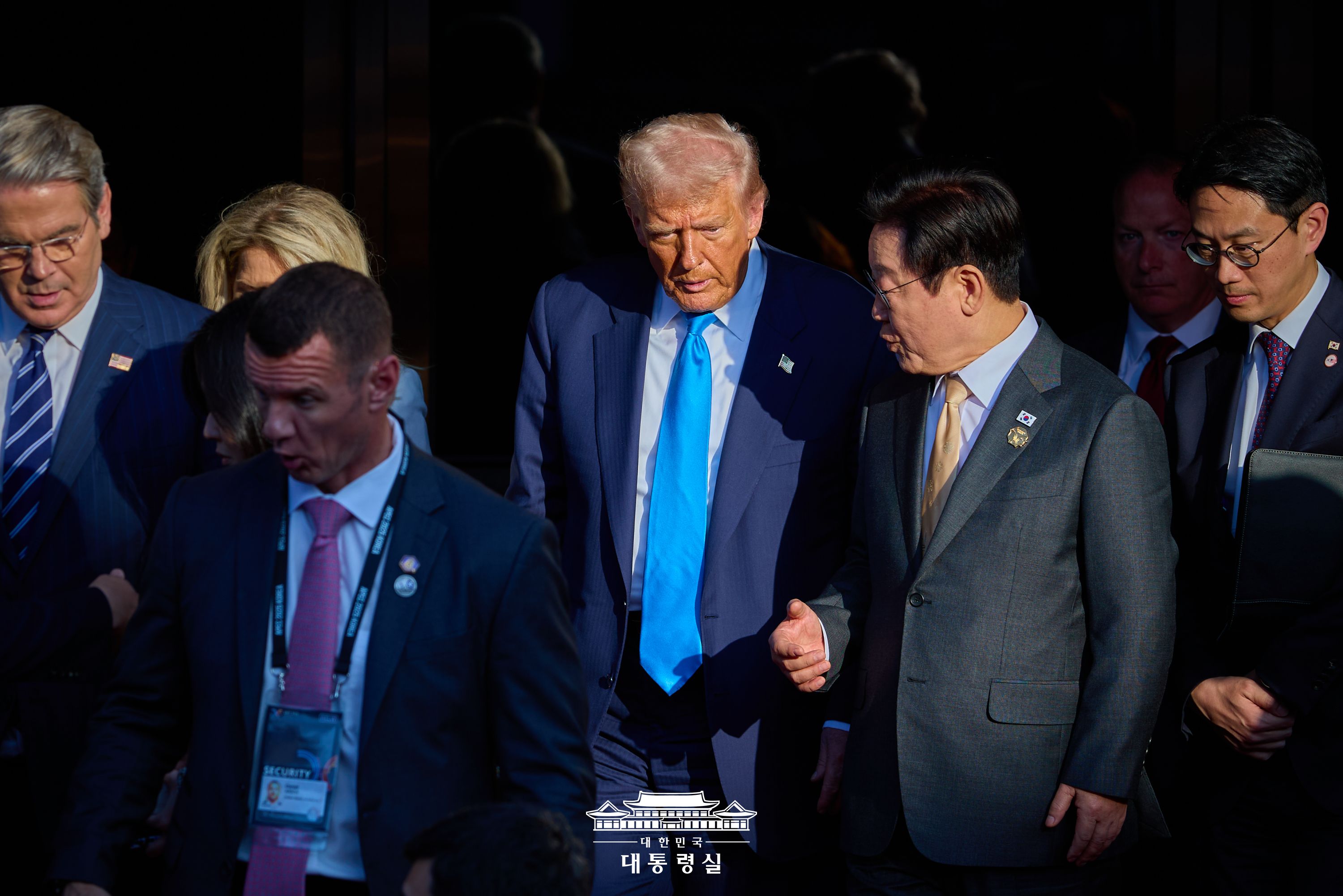 평화와 번영을 향해 슬라이드15