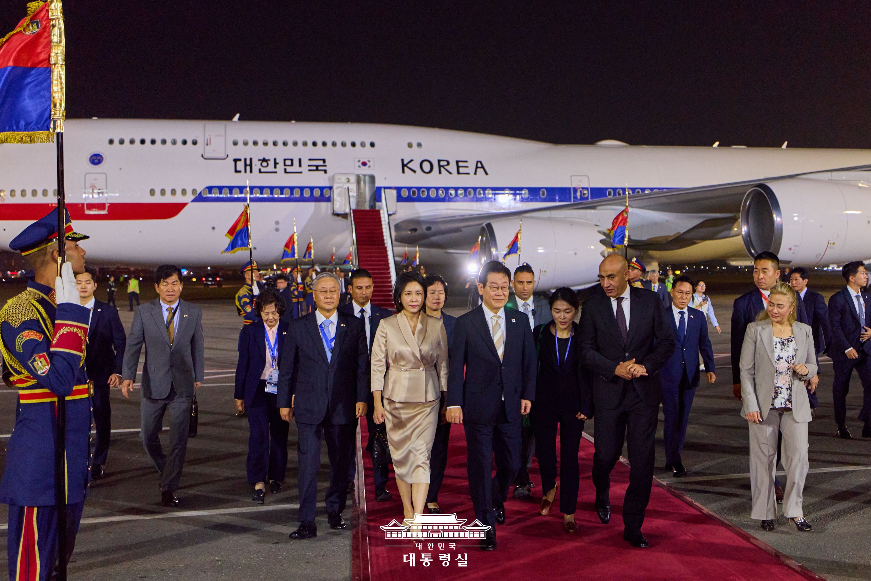 이집트 공식 방문, 국민 여러분께 보고드립니다 슬라이드1