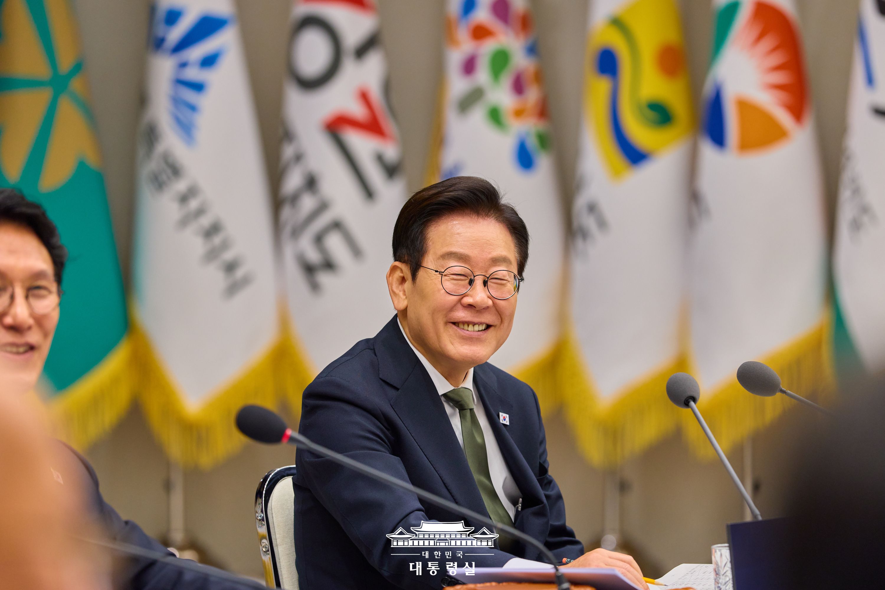 지방정부의 발전이 곧 대한민국의 발전입니다 슬라이드1