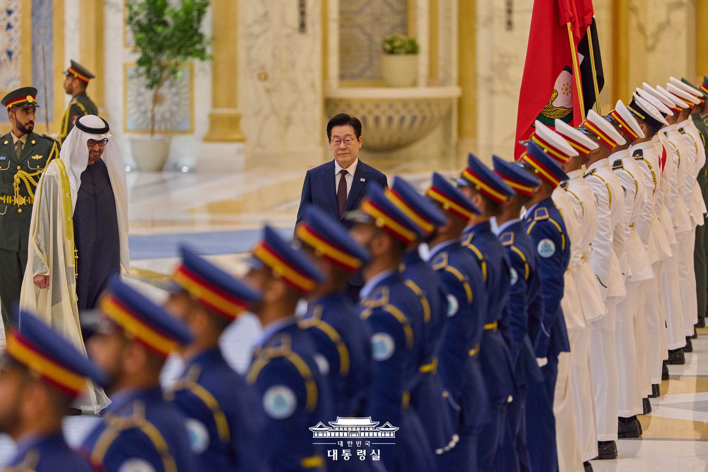 UAE 국빈방문, 국민 여러분께 보고드립니다 슬라이드3