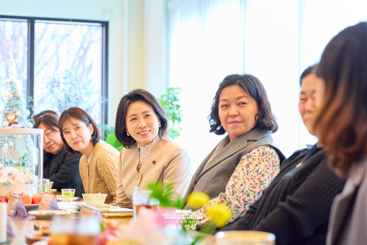 김혜경 여사, 맘스캠프와 <육아 및 여성일자리> 차담회 사진