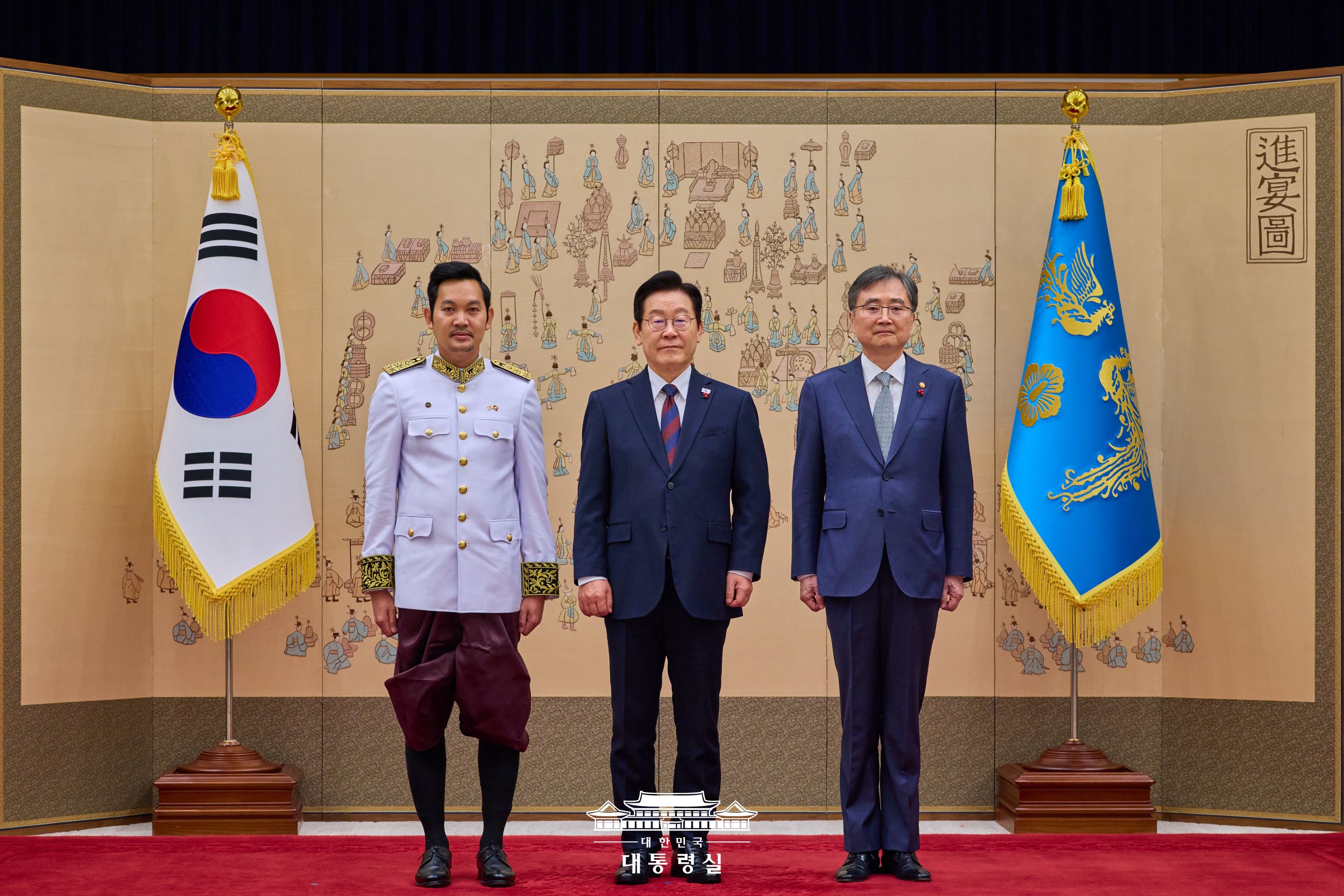 든든한 가교 역할해 주실 신임 주한대사 여러분을 환영합니다 슬라이드1