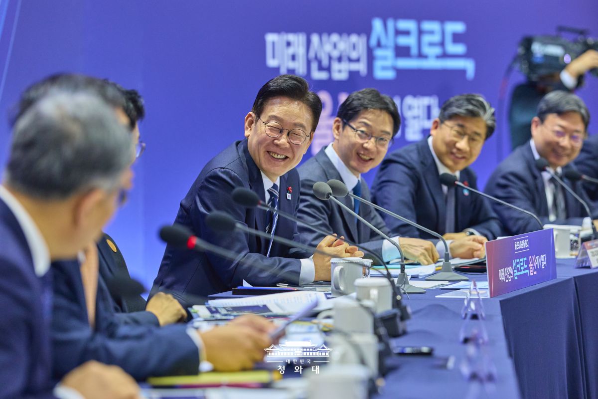 국민과 함께, 지속 가능한 대한민국의 미래를 만들어갑니다 썸네일