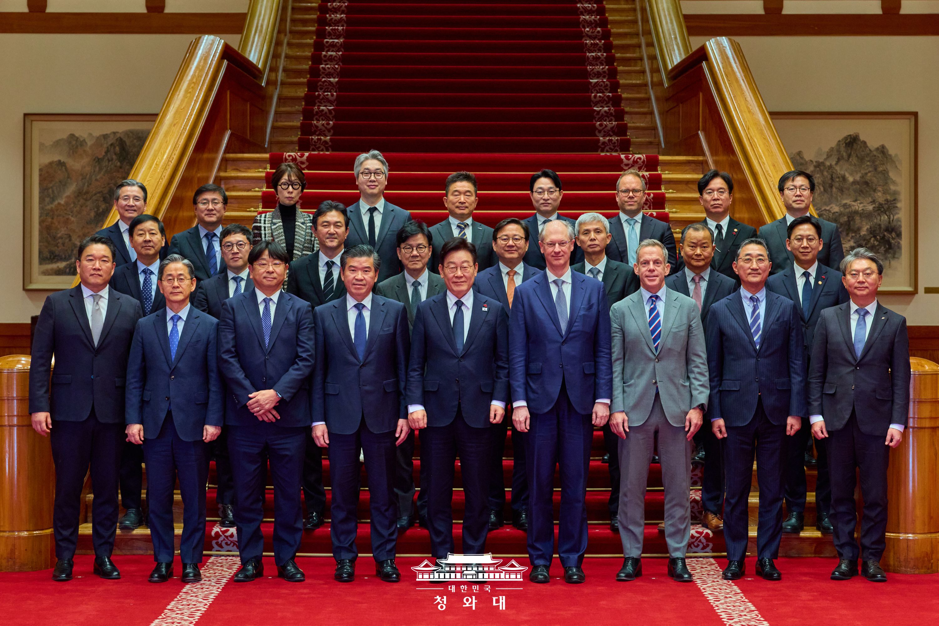 세계 최고의 투자처로 거듭날 대한민국을 위해 슬라이드4