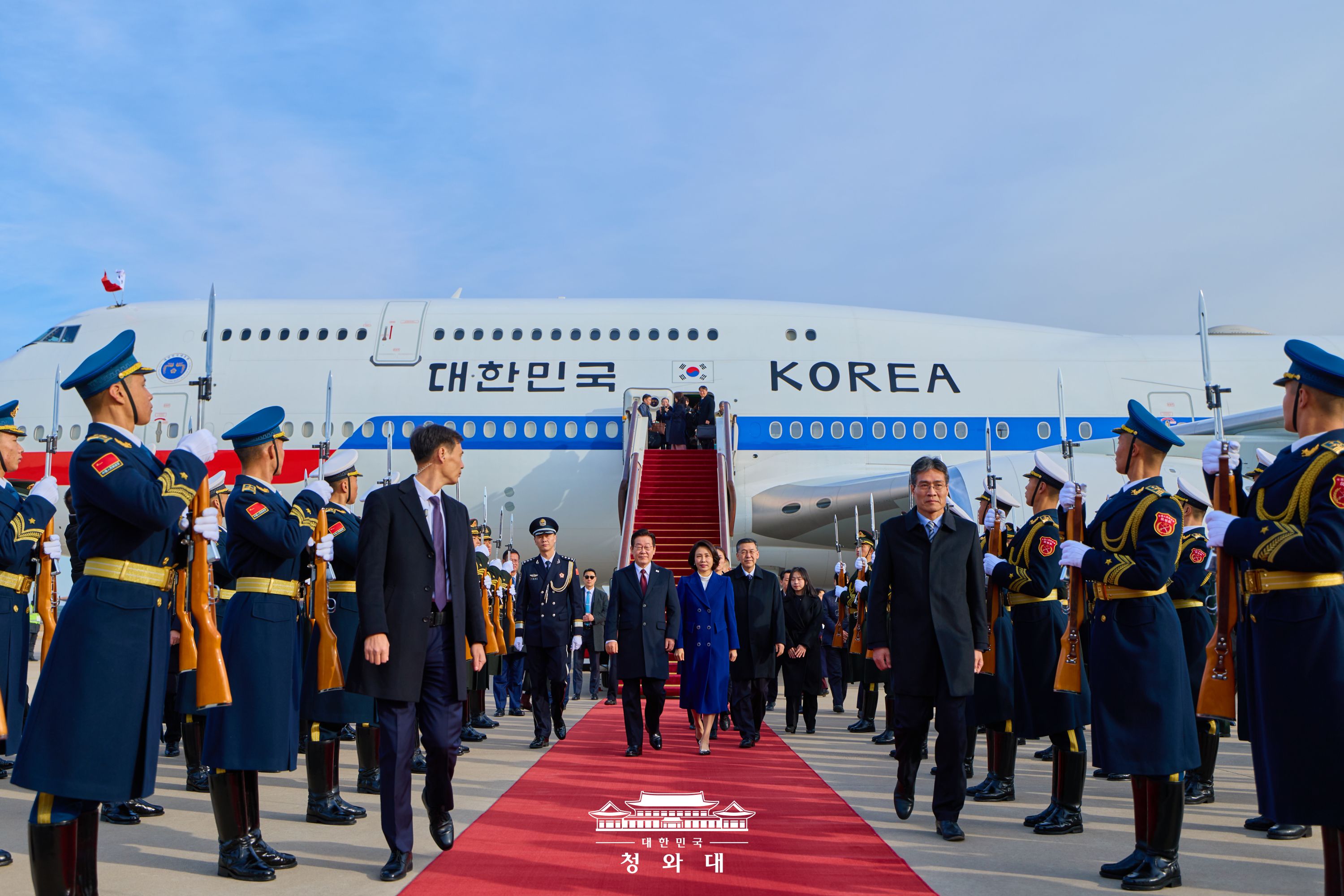 2026년 1월 5일 국민 여러분께 보고드립니다 슬라이드2