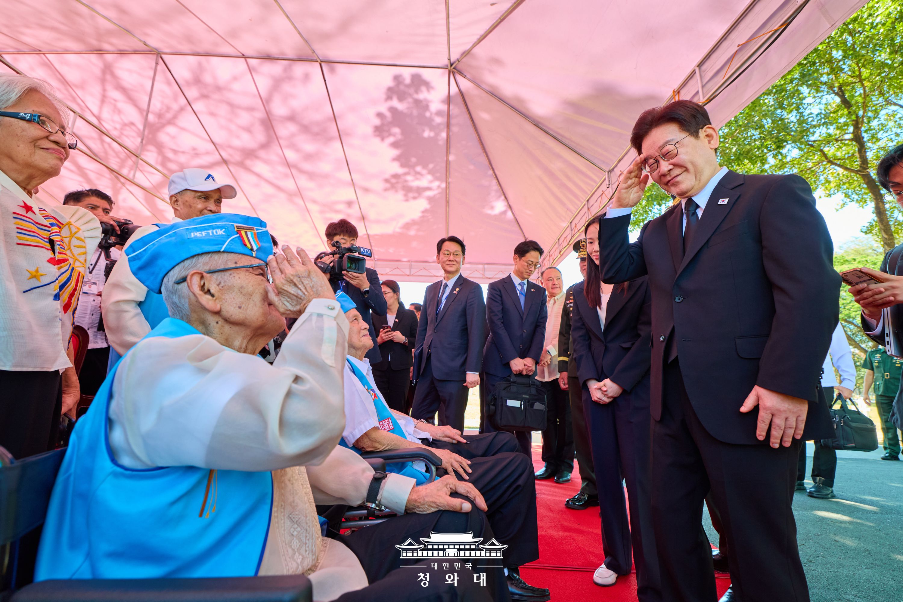 필리핀 국빈방문, 국민 여러분께 보고드립니다 슬라이드3